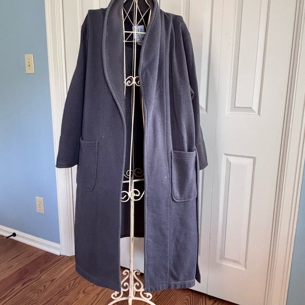 GAP Body Charcoal Gray Robe - Picture 4 of 4